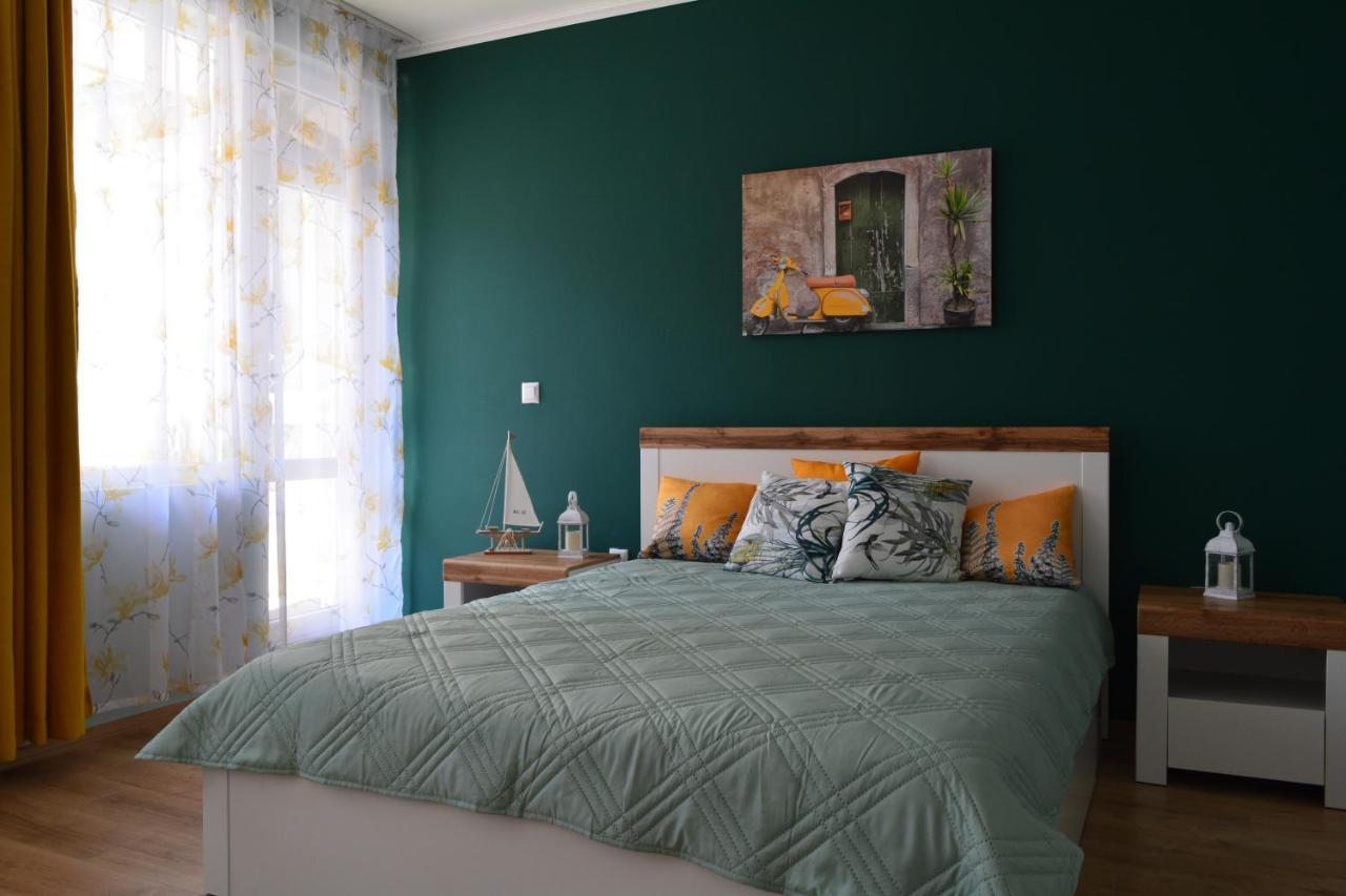 City Center Apartment Бургас Экстерьер фото