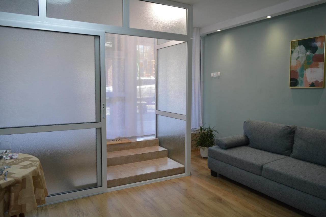 City Center Apartment Бургас Экстерьер фото